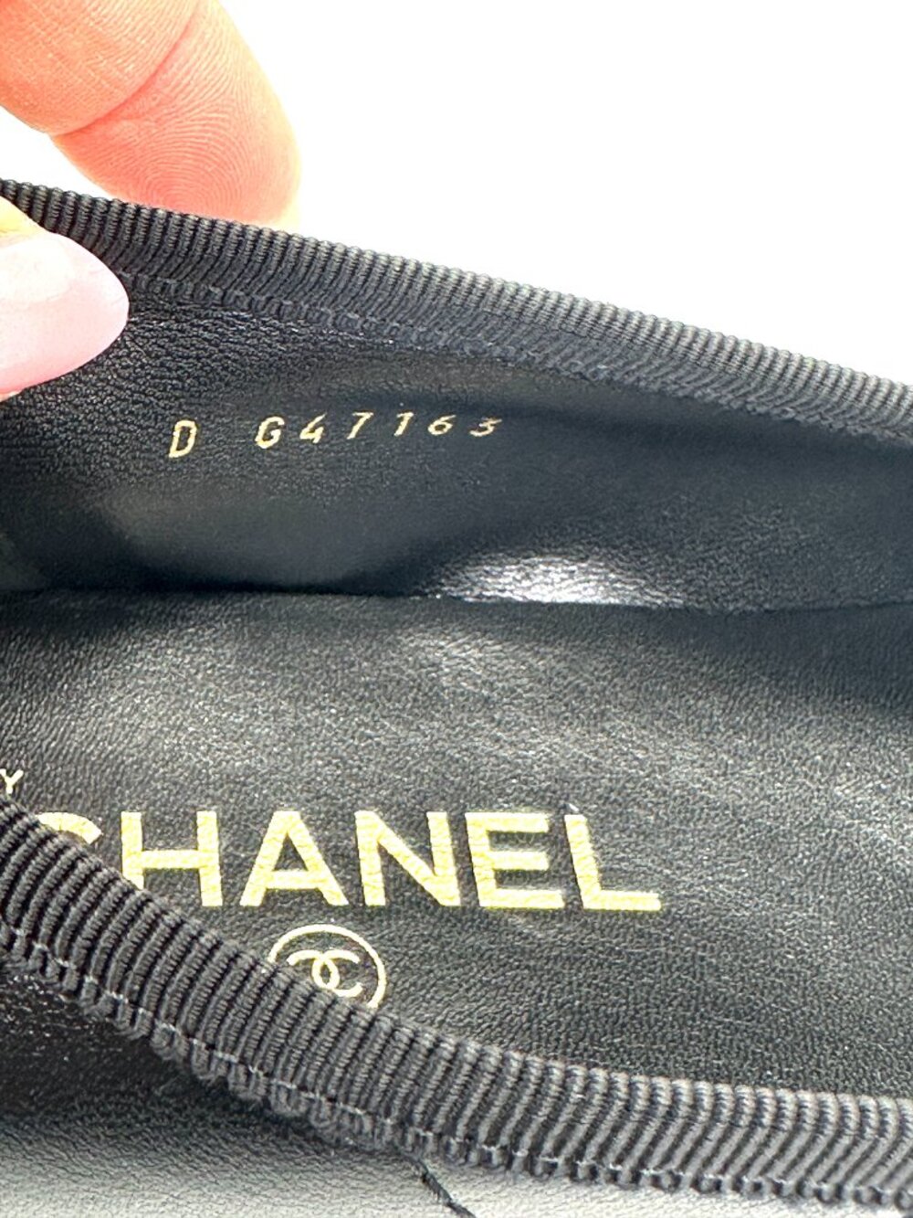 CHANEL 26M Coco Beach Lambskin Leather CC Cambon Bow Ballerina Ballet Flats - Picture 13 of 15